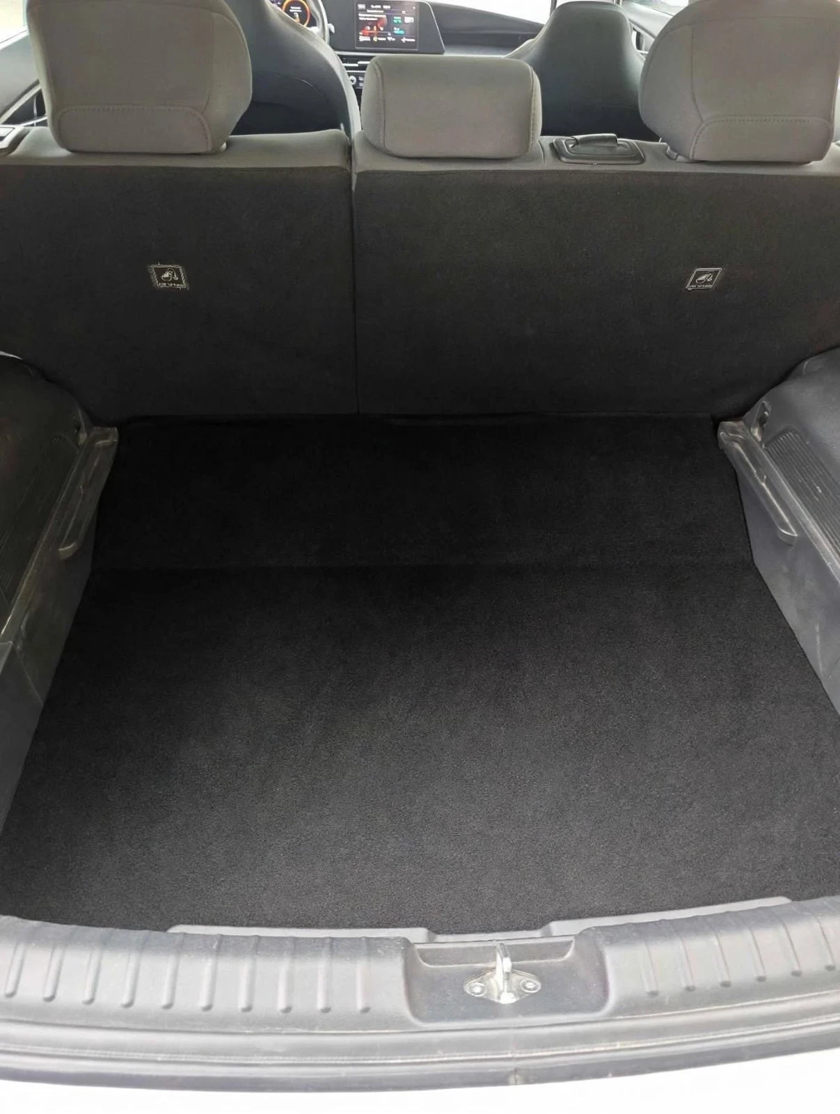 Kia Niro 65kWh SOH 97.2%, снимка 11 - Автомобили и джипове - 56227035