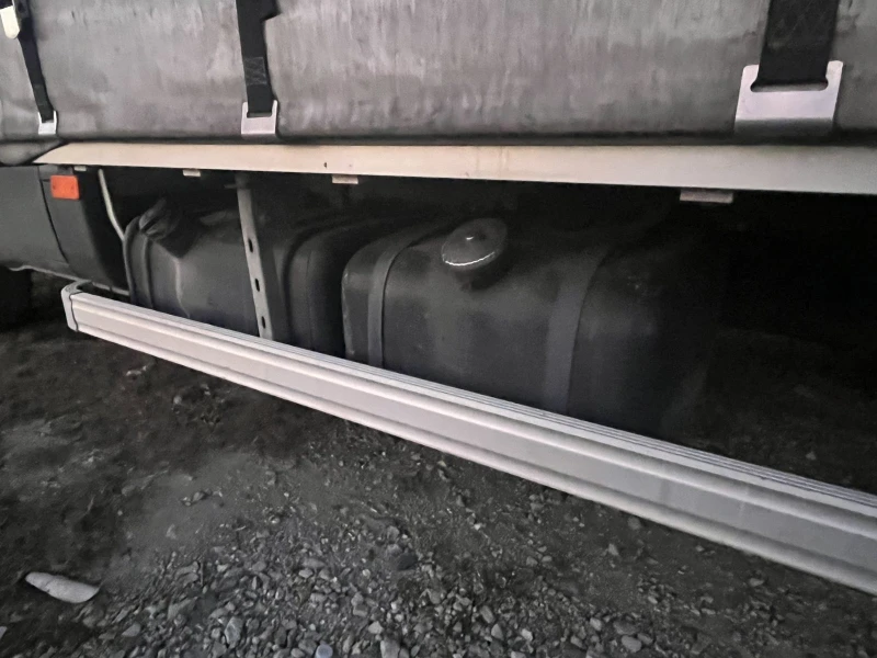 Iveco Daily 70C 70C18, снимка 4 - Бусове и автобуси - 52950536