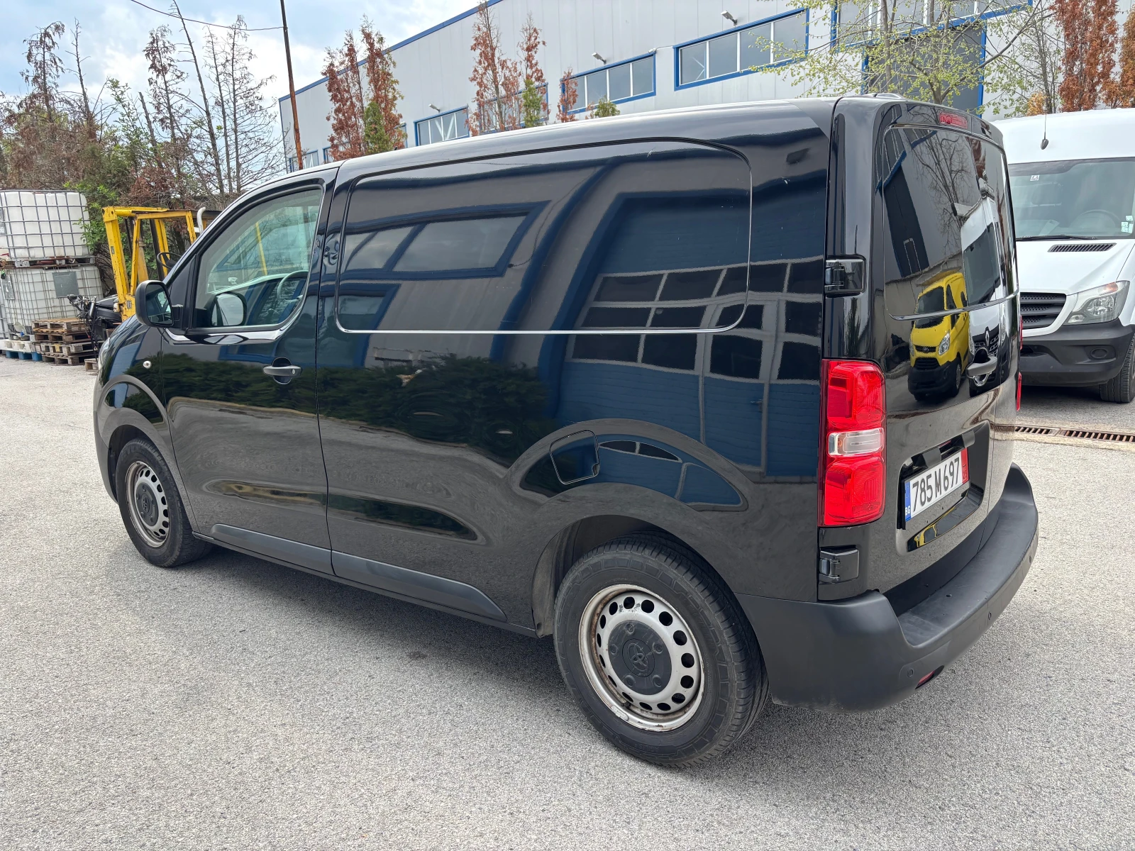 Toyota Proace 118000km, снимка 10 - Бусове и автобуси - 54579137