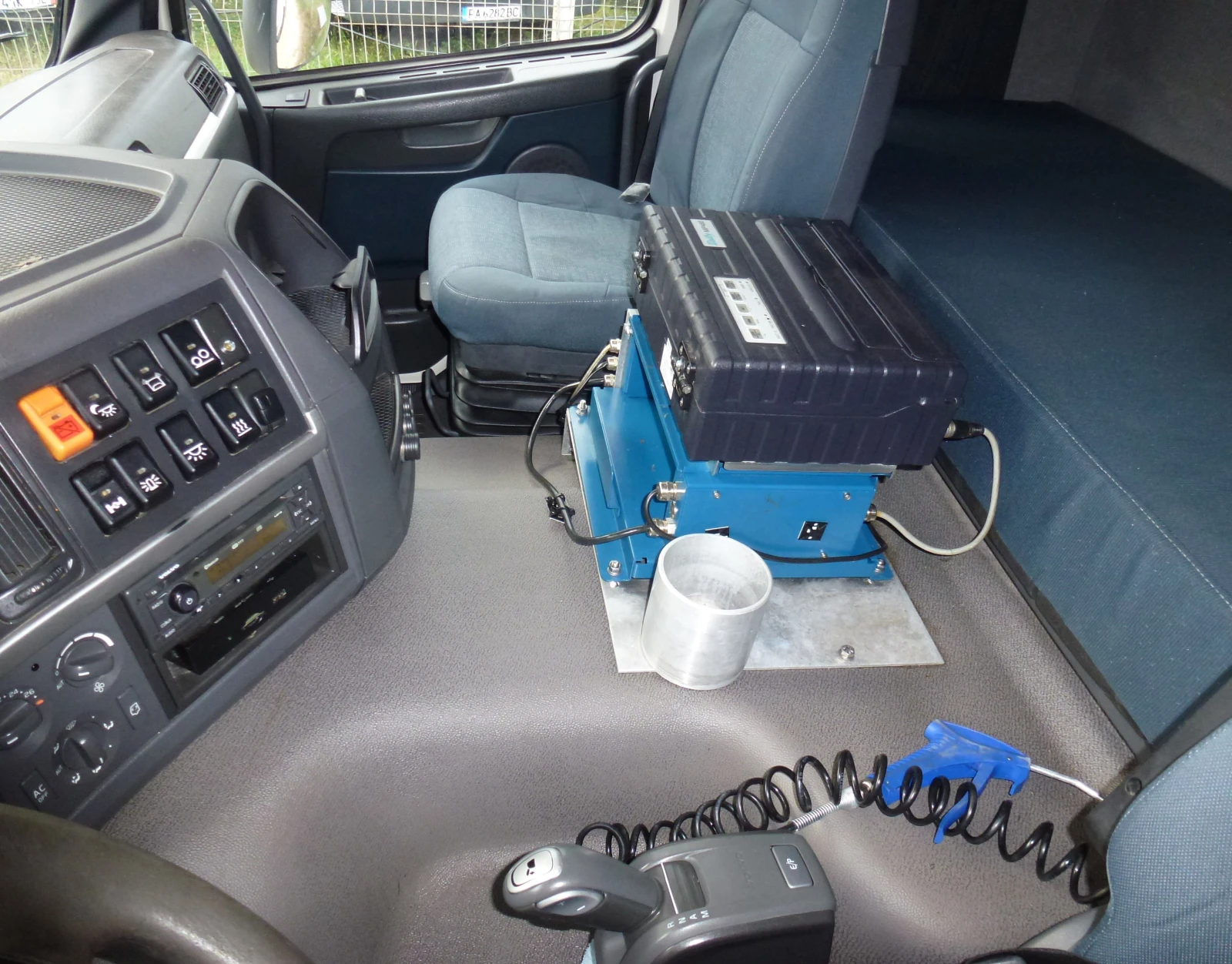 Volvo Fm12 EEV БЕНЗИН И ДИЗЕЛ, снимка 12 - Камиони - 55124427
