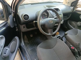 Toyota Aygo Бензин 2012г Клима 4 врати, снимка 9