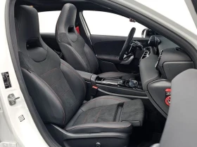 Mercedes-Benz A 45 AMG A45 S 4MATIC+ Hatchback| 421к.с.| ВКЛ.ТЕХНОТЕС, снимка 11