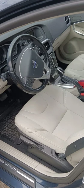 Volvo V40 - 6000 € / 11734.98 лв. - 34132672 7