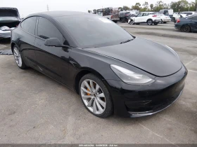 ������ Tesla Model 3