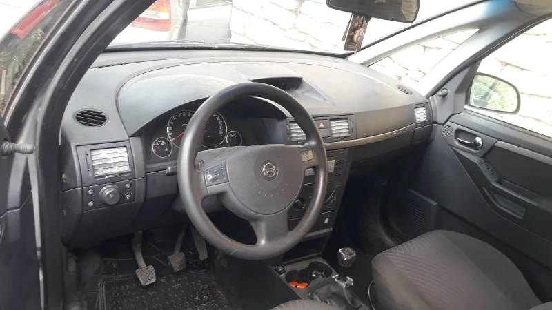 Opel Meriva 1.4 i, снимка 15 - Автомобили и джипове - 43545724