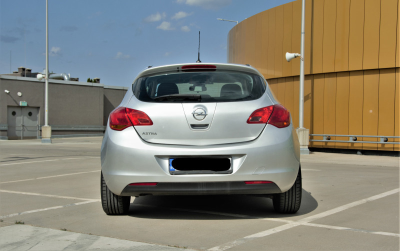 Opel Astra 1.6 115 коня, снимка 3 - Автомобили и джипове - 46174262
