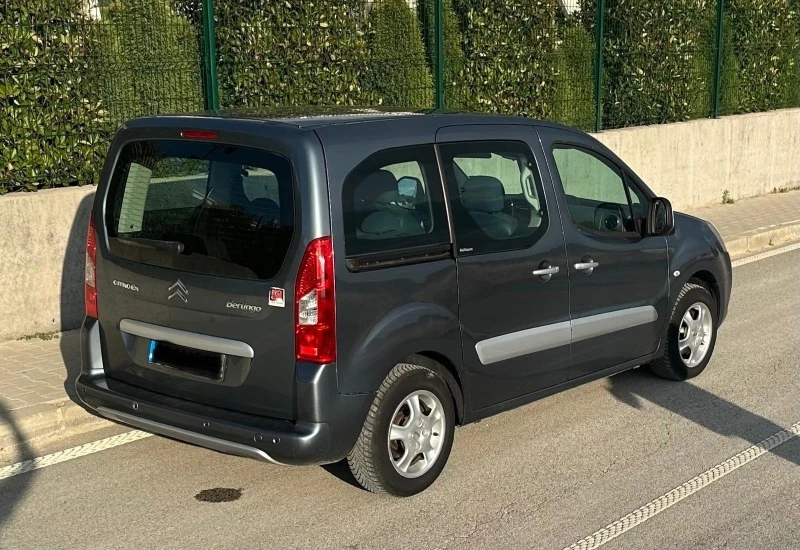 Citroen Berlingo 1.6, снимка 4 - Автомобили и джипове - 46497115