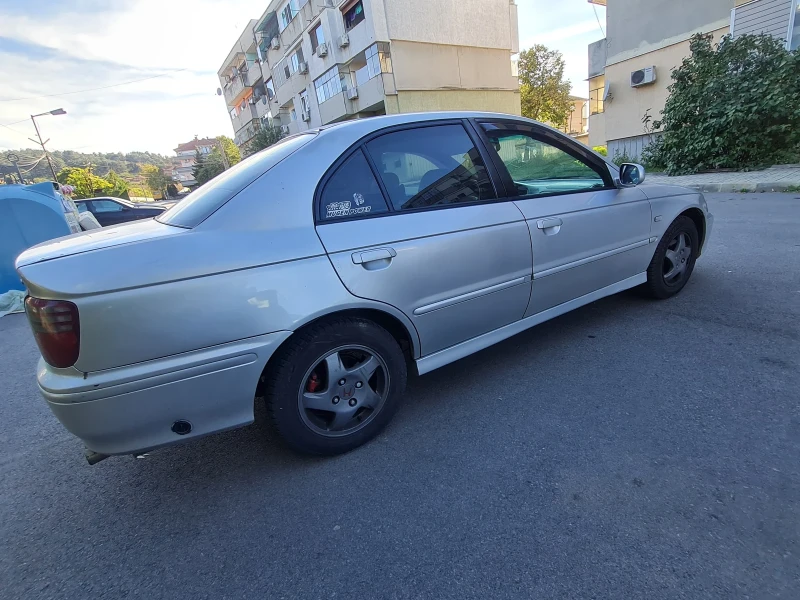 Honda Accord 1.8, снимка 5 - Автомобили и джипове - 47689633