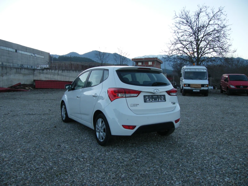 Hyundai Ix20 1.6CRDI 140 000км, снимка 5 - Автомобили и джипове - 48499766