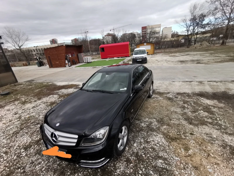 Mercedes-Benz C 180, снимка 8 - Автомобили и джипове - 48561931