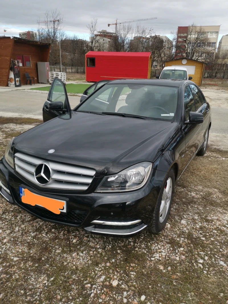 Mercedes-Benz C 180, снимка 1 - Автомобили и джипове - 48561931