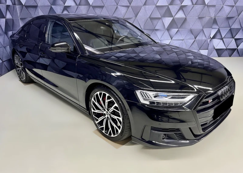 Audi S8 4.0TFSI Quattro , снимка 4 - Автомобили и джипове - 52904716