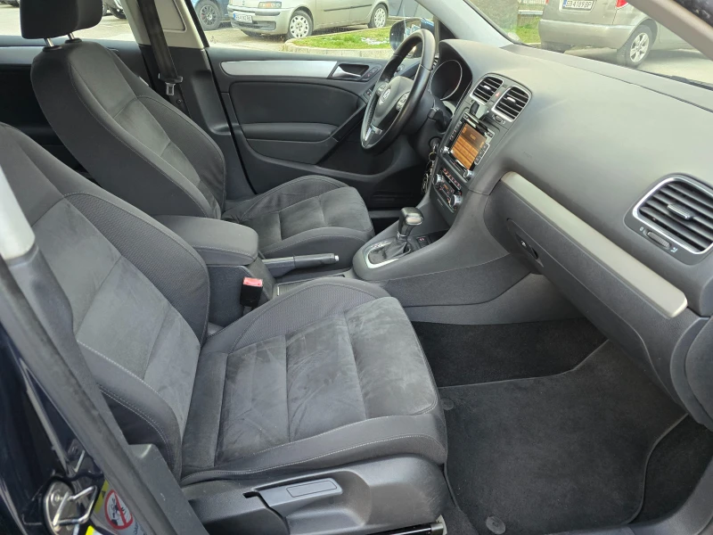 VW Golf 1.6TDI/105PS/HIGHLINE, снимка 8 - Автомобили и джипове - 52920751