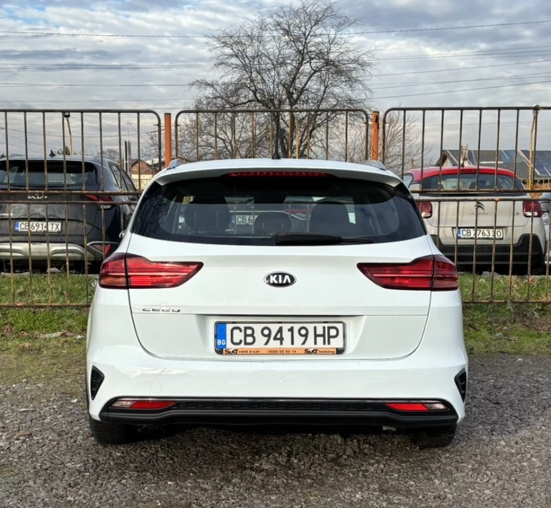 Kia Ceed 1.4 100 hp, снимка 2 - Автомобили и джипове - 53163224