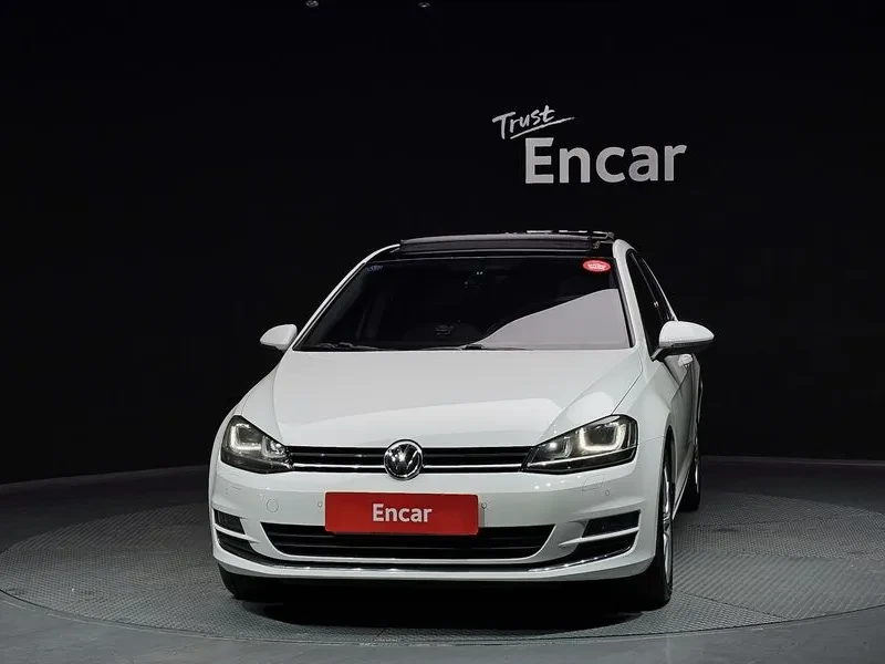 VW Golf 2.0 TDI, снимка 3 - Автомобили и джипове - 54300726