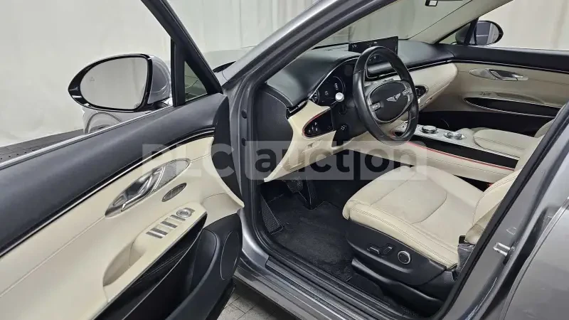 Genesis GV70 ПОДГРЕВ| ОБДУХ| КАМЕРА| ВКЛЮЧЕН ТЕХНОТЕСТ, снимка 11 - Автомобили и джипове - 54376101
