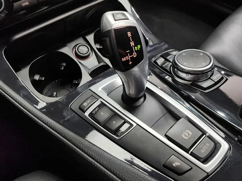 BMW 520 d, снимка 9 - Автомобили и джипове - 55146030