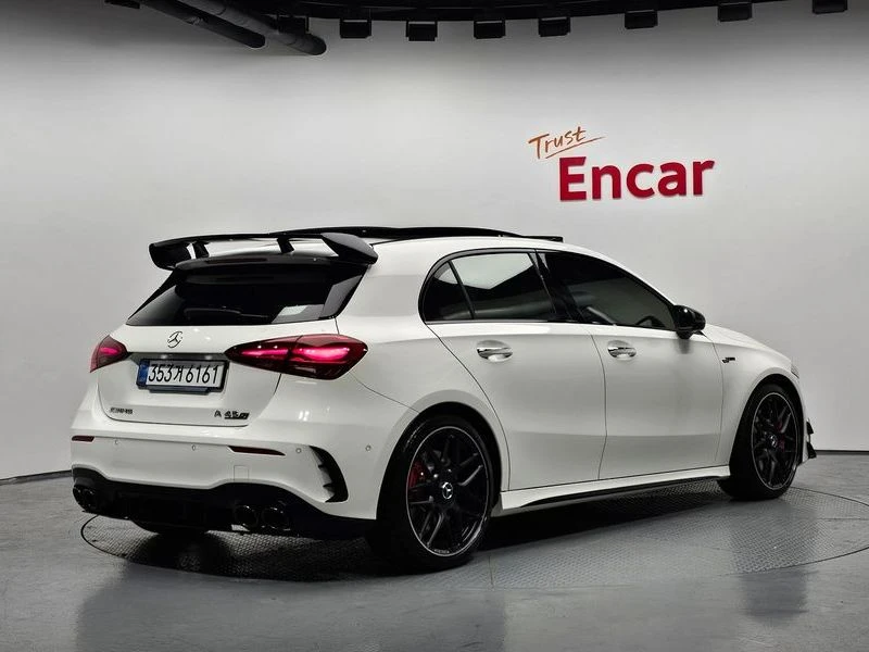 Mercedes-Benz A 45 AMG A45 S 4MATIC+ Hatchback| 421к.с.| ВКЛ.ТЕХНОТЕС, снимка 2 - Автомобили и джипове - 55394141
