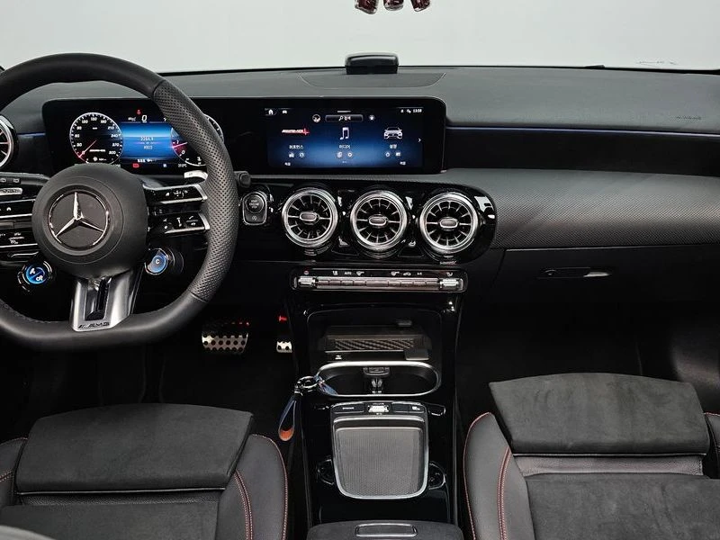 Mercedes-Benz A 45 AMG A45 S 4MATIC+ Hatchback| 421к.с.| ВКЛ.ТЕХНОТЕС, снимка 7 - Автомобили и джипове - 55394141