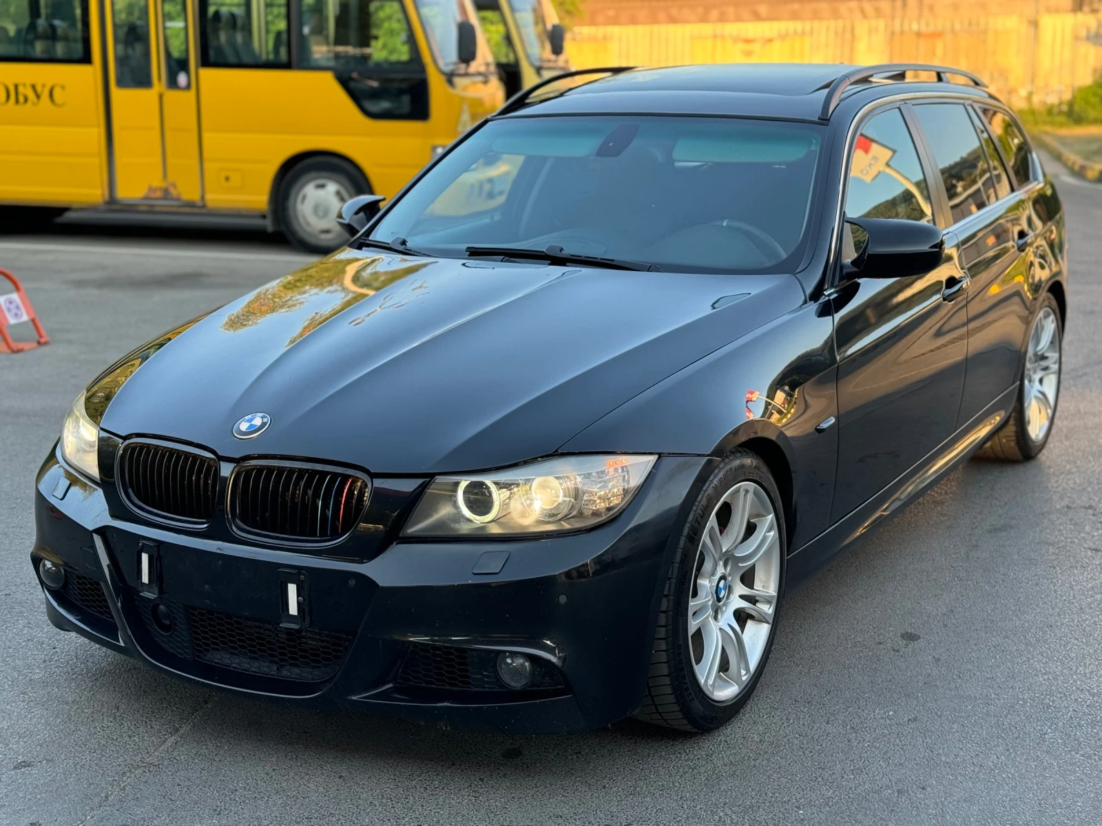 BMW 330 М пакет/Панорама/Навигация/Дистроник - изображение 4