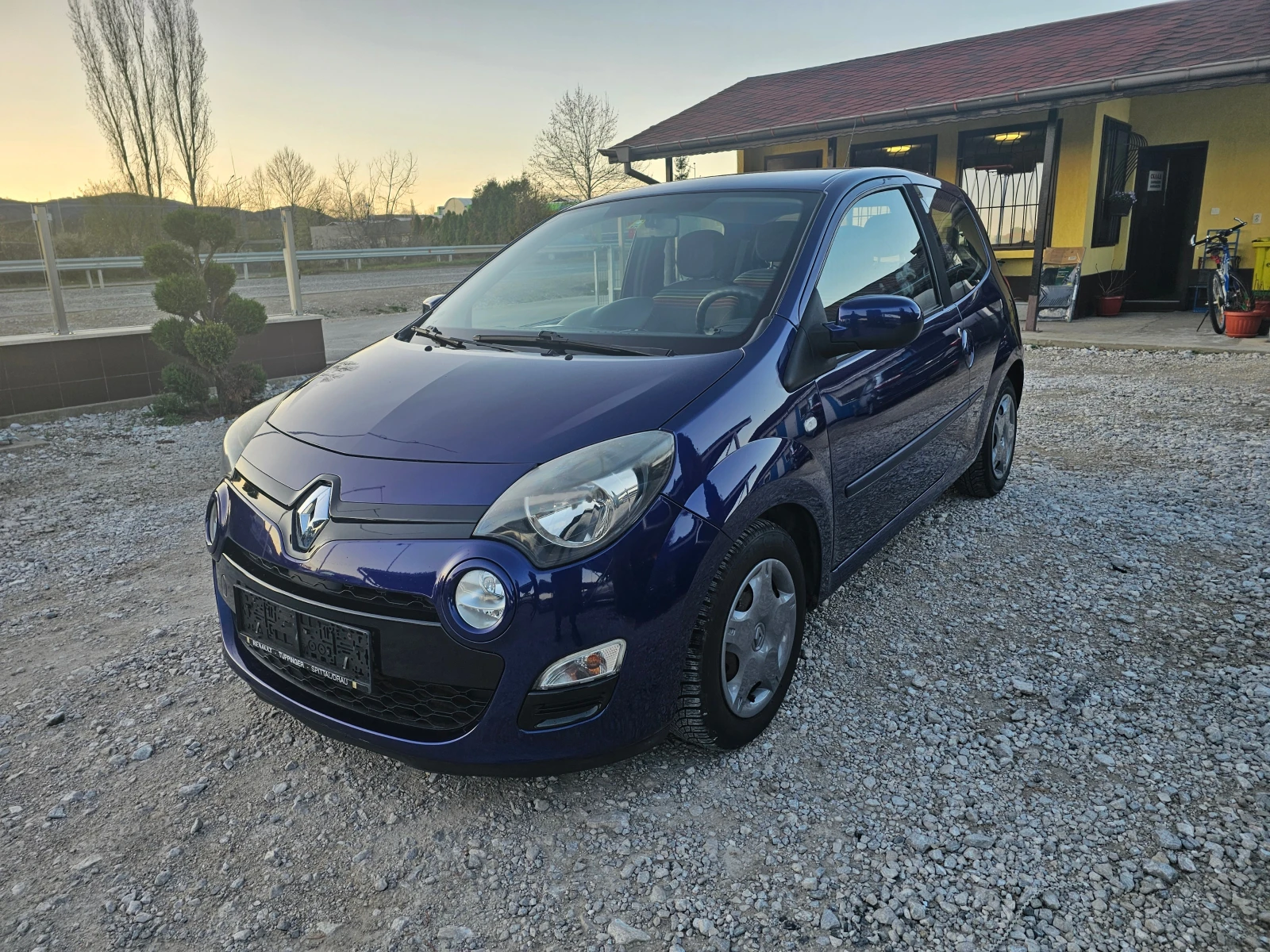 Renault Twingo 1.2i КЛИМАТИК РЕАЛНИ КИЛОМЕТРИ !! EURO 5 | Mobile.bg — изображение 1