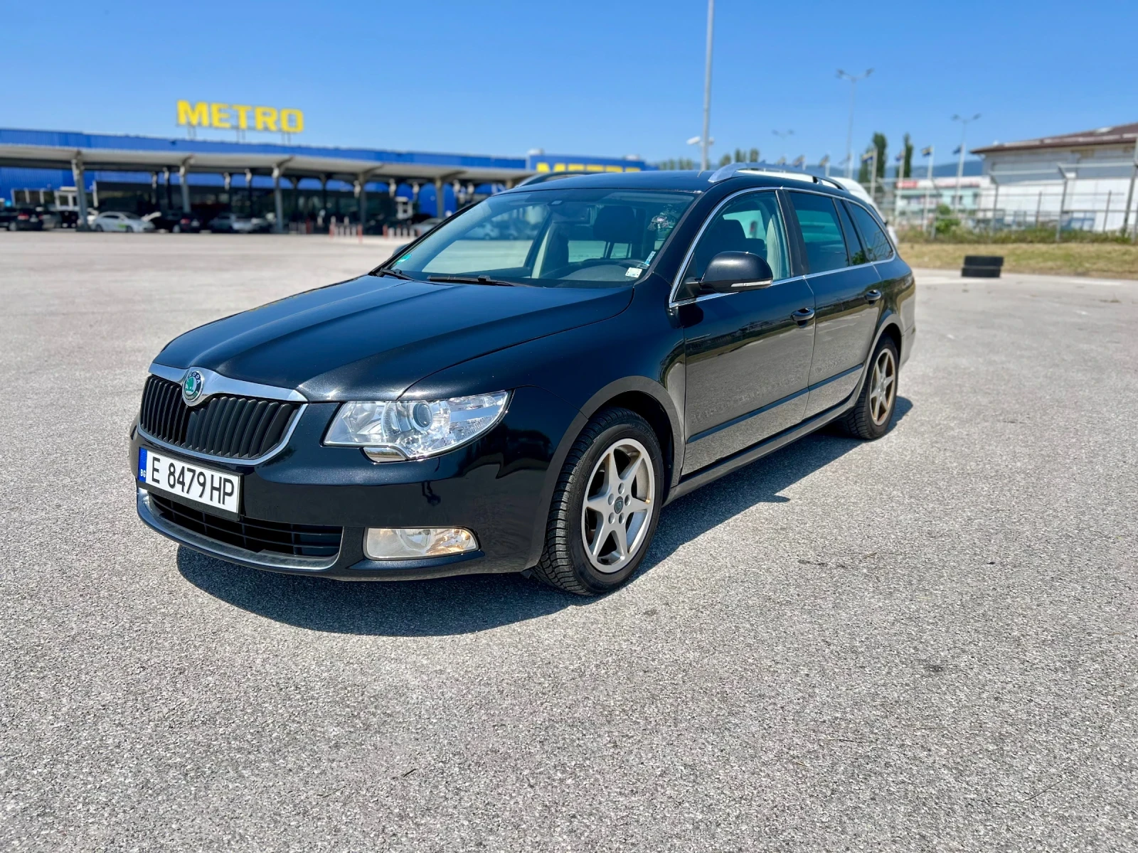 Skoda Superb 2.0 TDI DSG - изображение 3