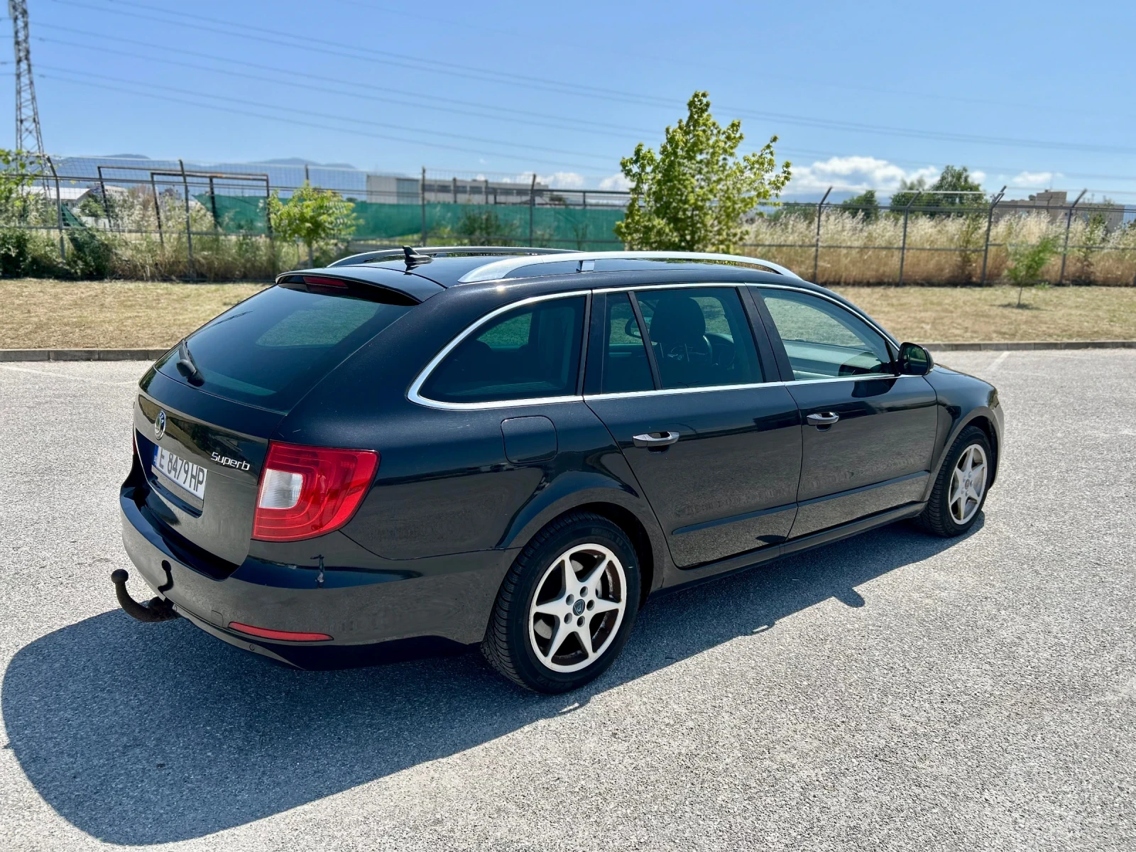 Skoda Superb 2.0 TDI DSG - изображение 7