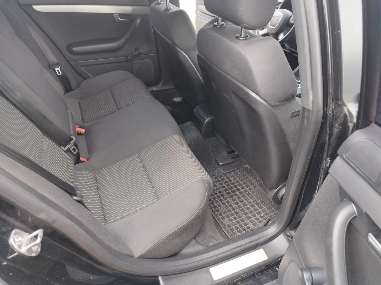 Audi A4 2.0TDI-140кс  - изображение 7