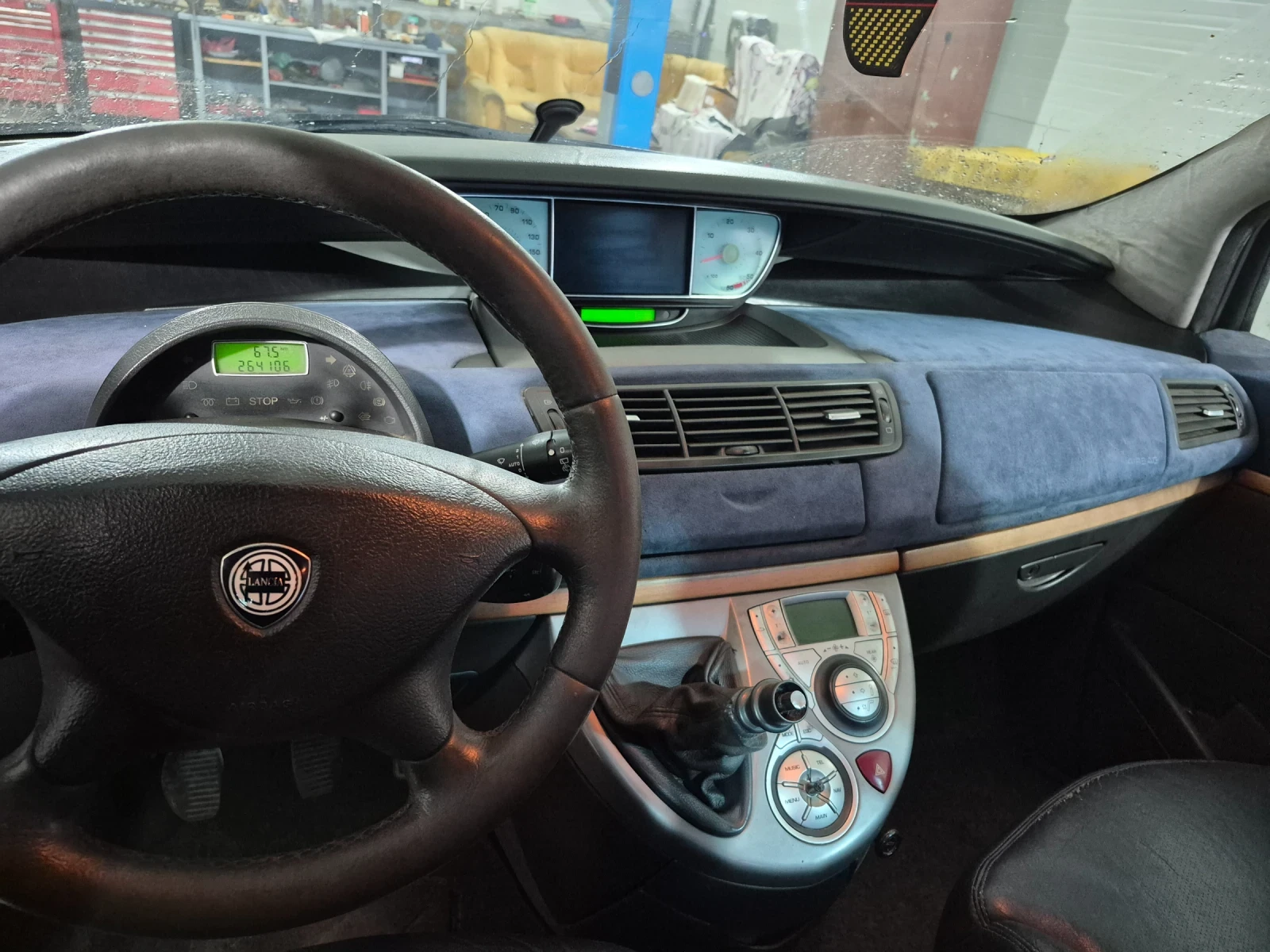 Lancia Phedra, снимка 8 - Автомобили и джипове - 53951903