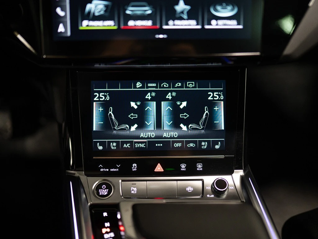 Audi E-Tron Q8 S LINE С РЕГИСТРАЦИЯ&АВТО КРЕДИТ, снимка 8 - Автомобили и джипове - 54010599