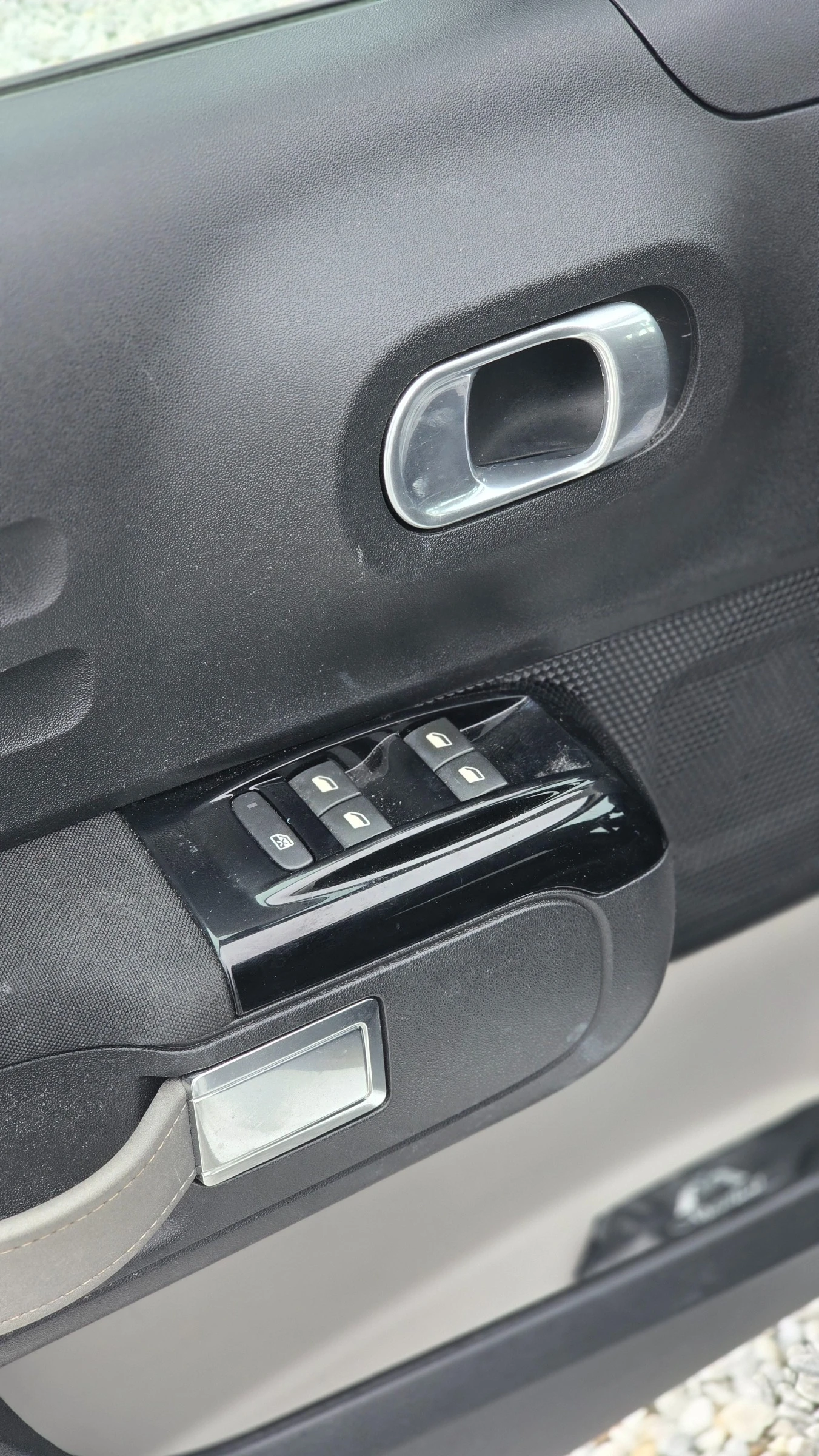 Citroen C3 1.2i , снимка 12 - Автомобили и джипове - 54168689