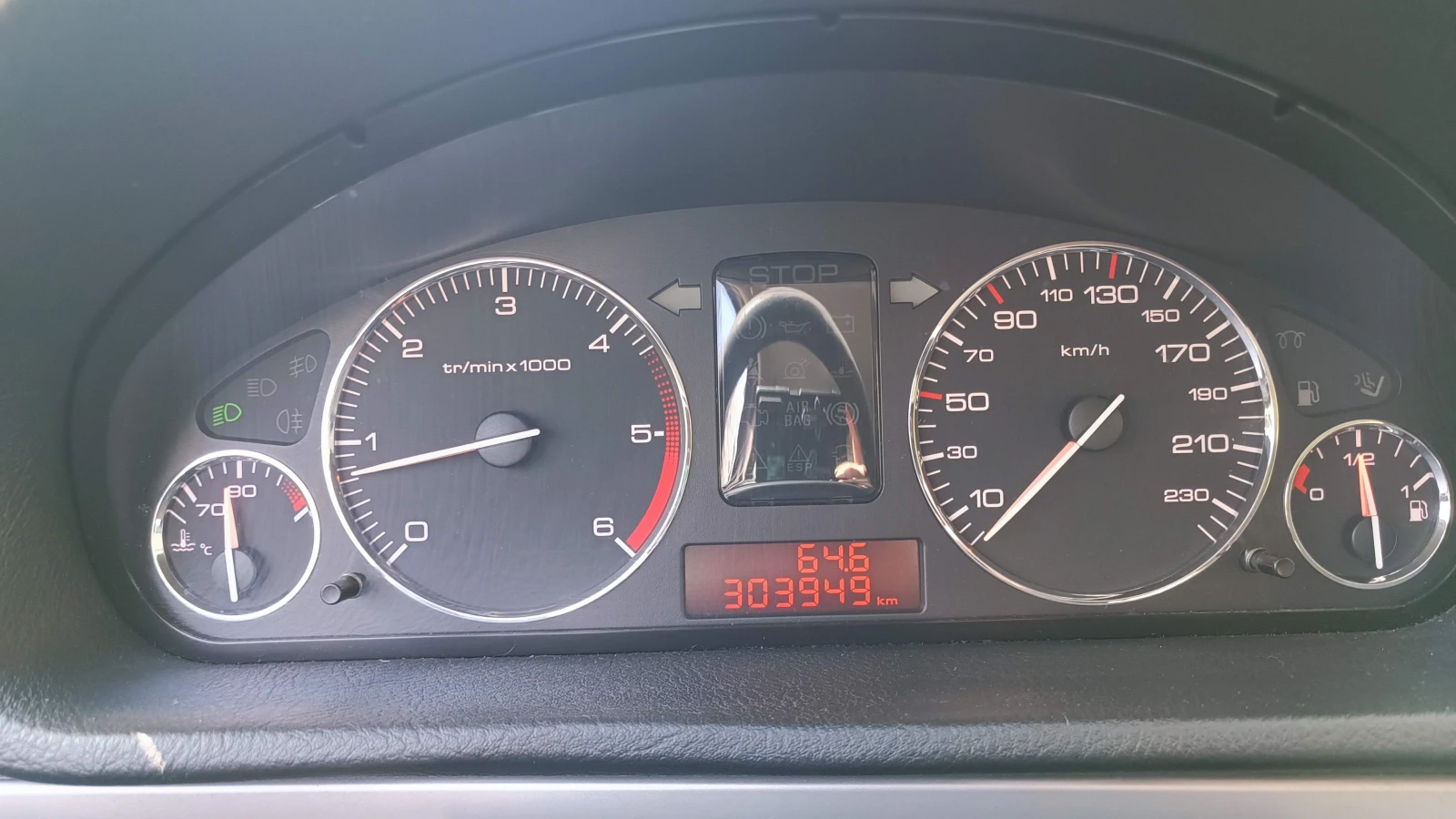 Peugeot 407 1.6 HDi, снимка 8 - Автомобили и джипове - 54334949