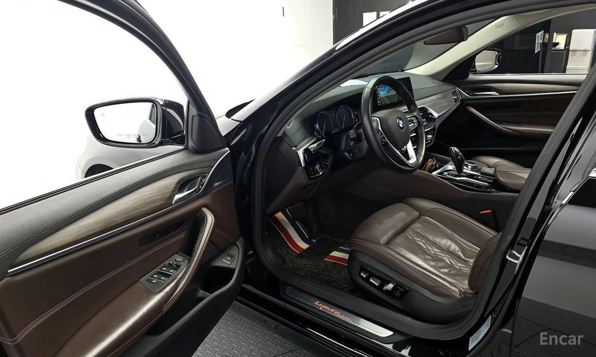 BMW 530, снимка 10 - Автомобили и джипове - 54388392