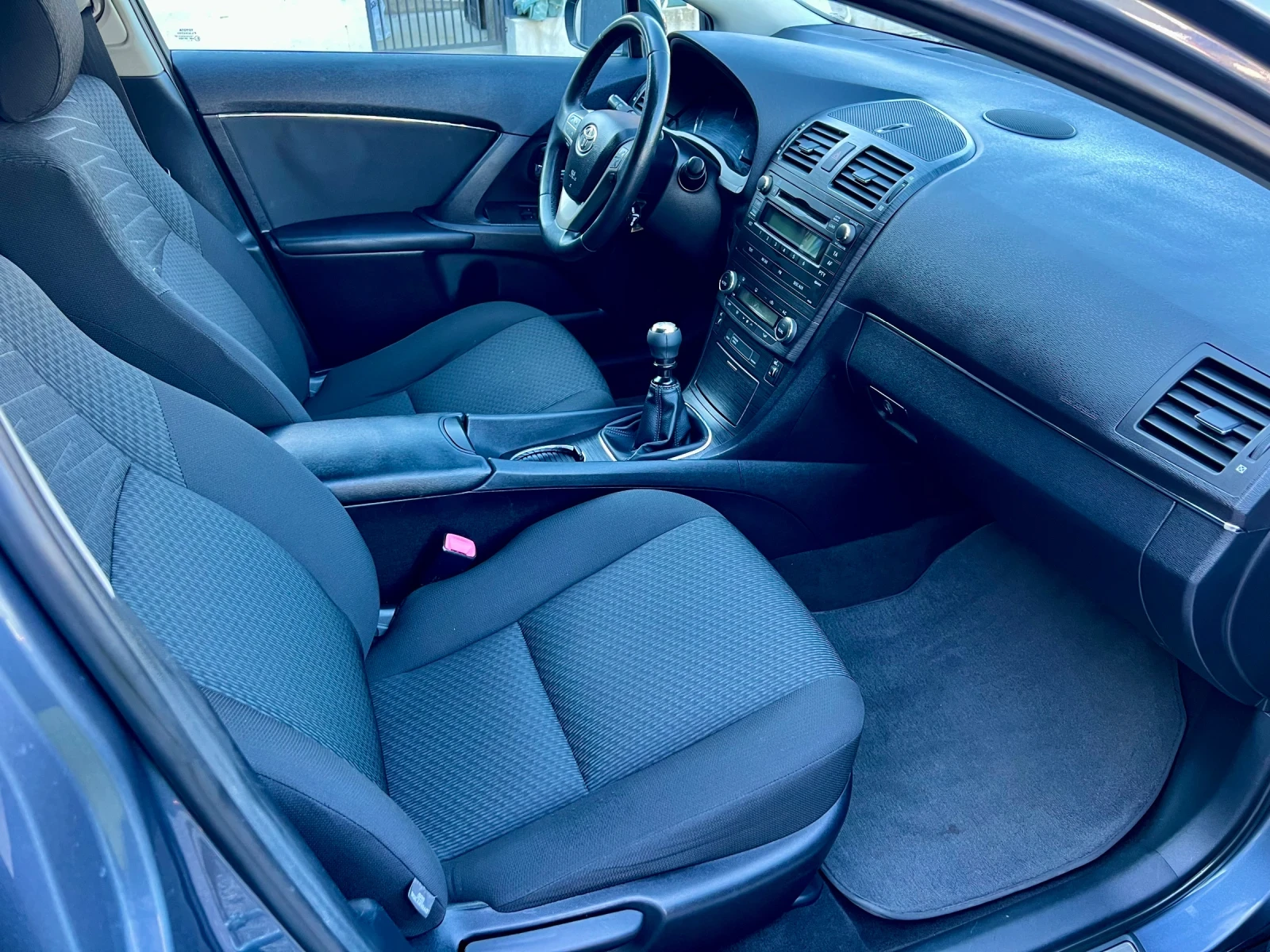 Toyota Avensis 2.0i ������ ��������� | Mobile.bg � ����������� 8