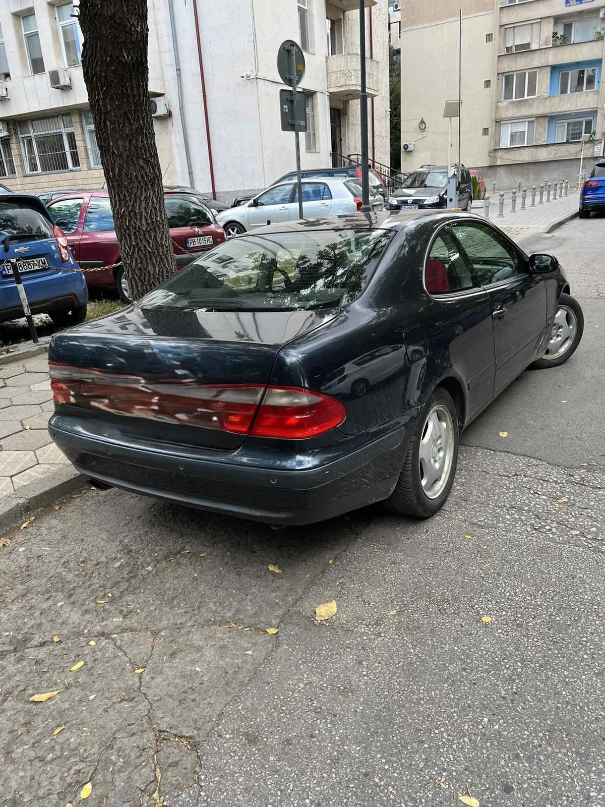 Mercedes-Benz CLK 200, снимка 3 - Автомобили и джипове - 54843486