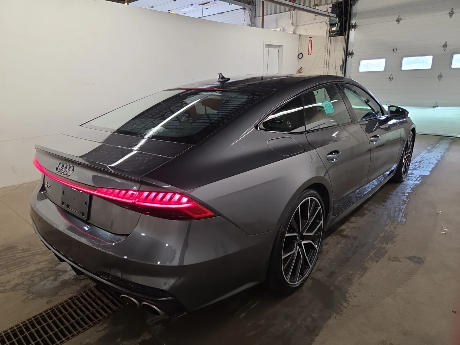 Audi S7 SPORTBACK/BANG&OLUFSEN/HEAD UP/360/ОБДУХВАНЕ, снимка 5 - Автомобили и джипове - 54977217