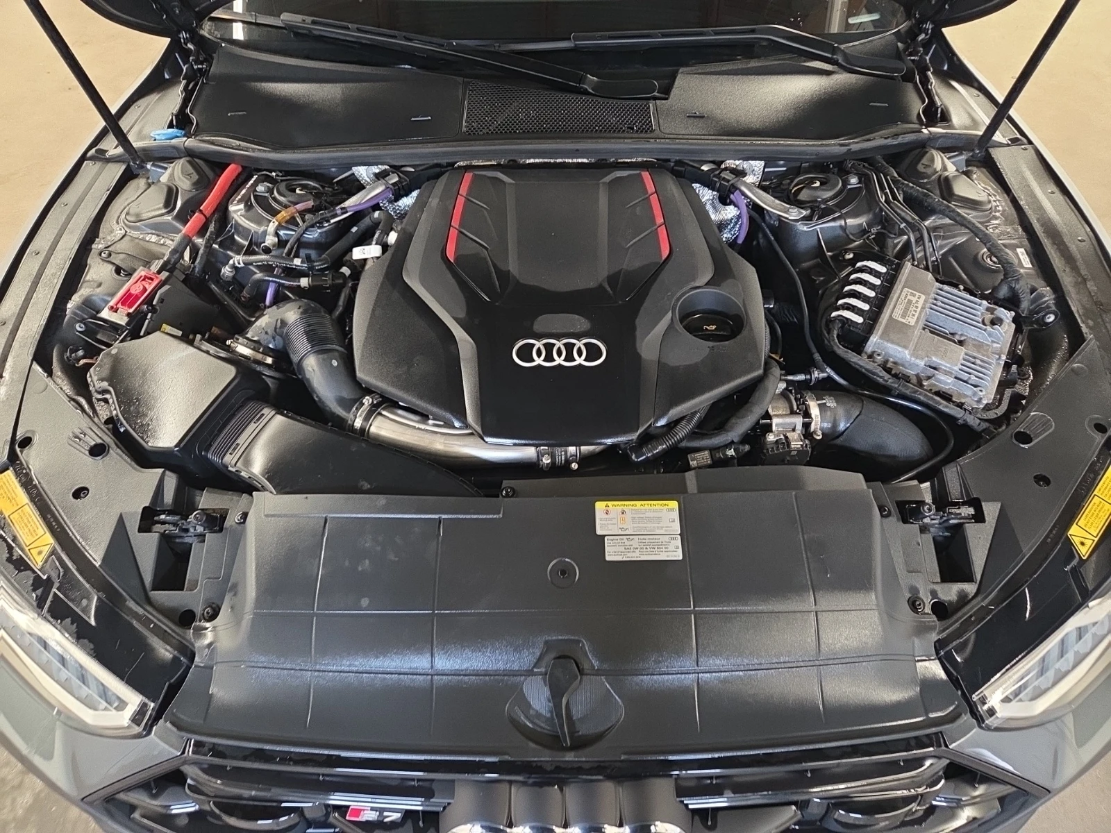 Audi S7 SPORTBACK/BANG&OLUFSEN/HEAD UP/360/ОБДУХВАНЕ, снимка 16 - Автомобили и джипове - 54977217