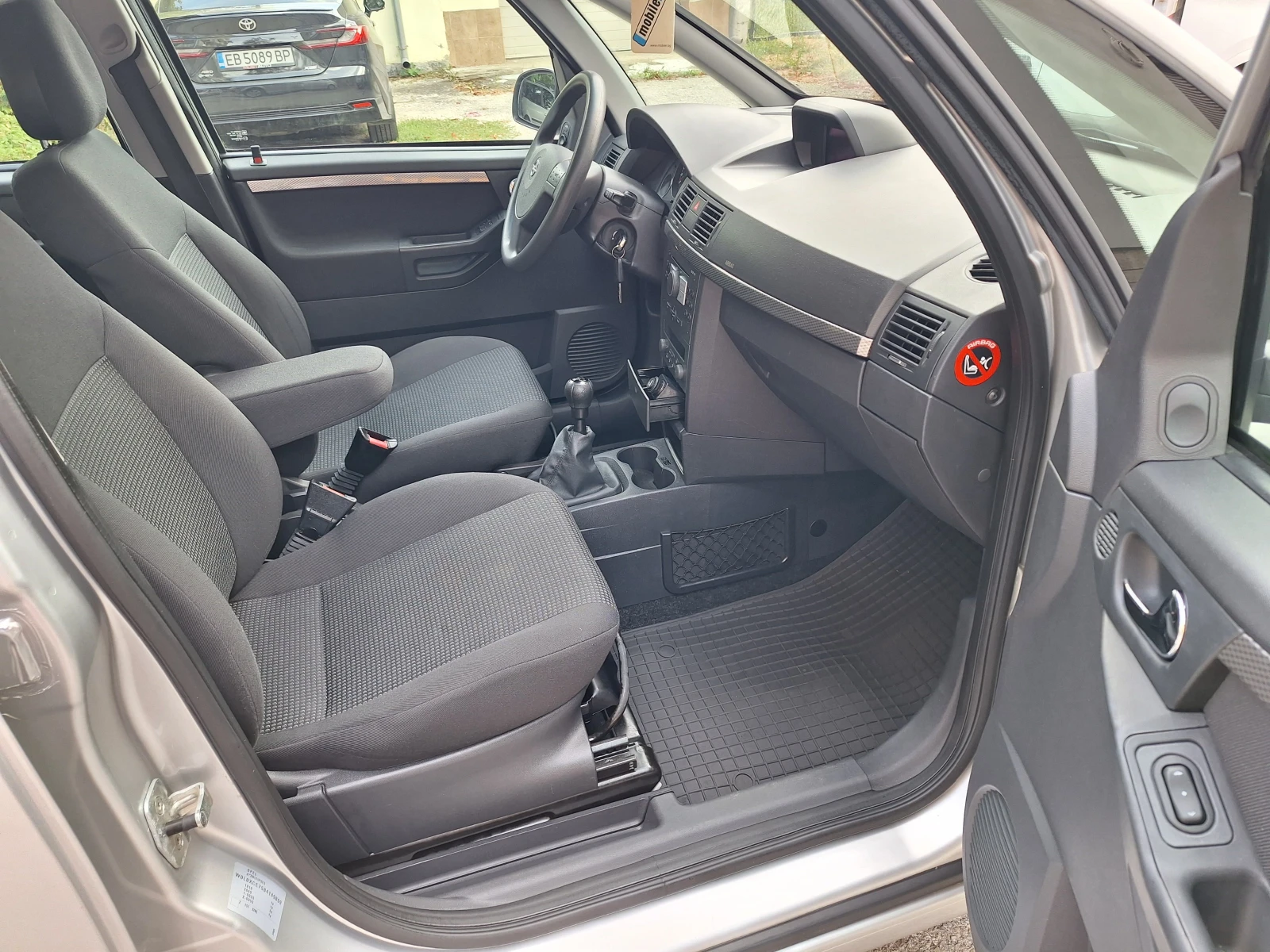 Opel Meriva 1.4i Face!, снимка 12 - Автомобили и джипове - 55942952