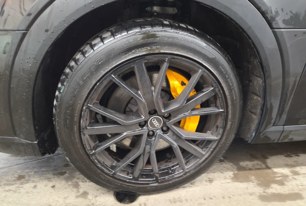 Audi E-Tron SPORTBACK* S-line* QUATTRO* Black optic* 360* ПАНО, снимка 8 - Автомобили и джипове - 56086235