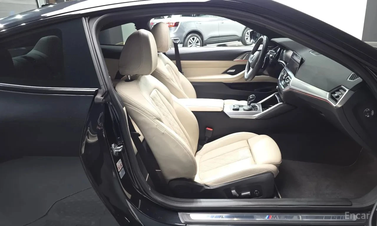 BMW 440 xDrive Coupe | LASER | ДИСТРОНИК | 360, снимка 10 - Автомобили и джипове - 56107247