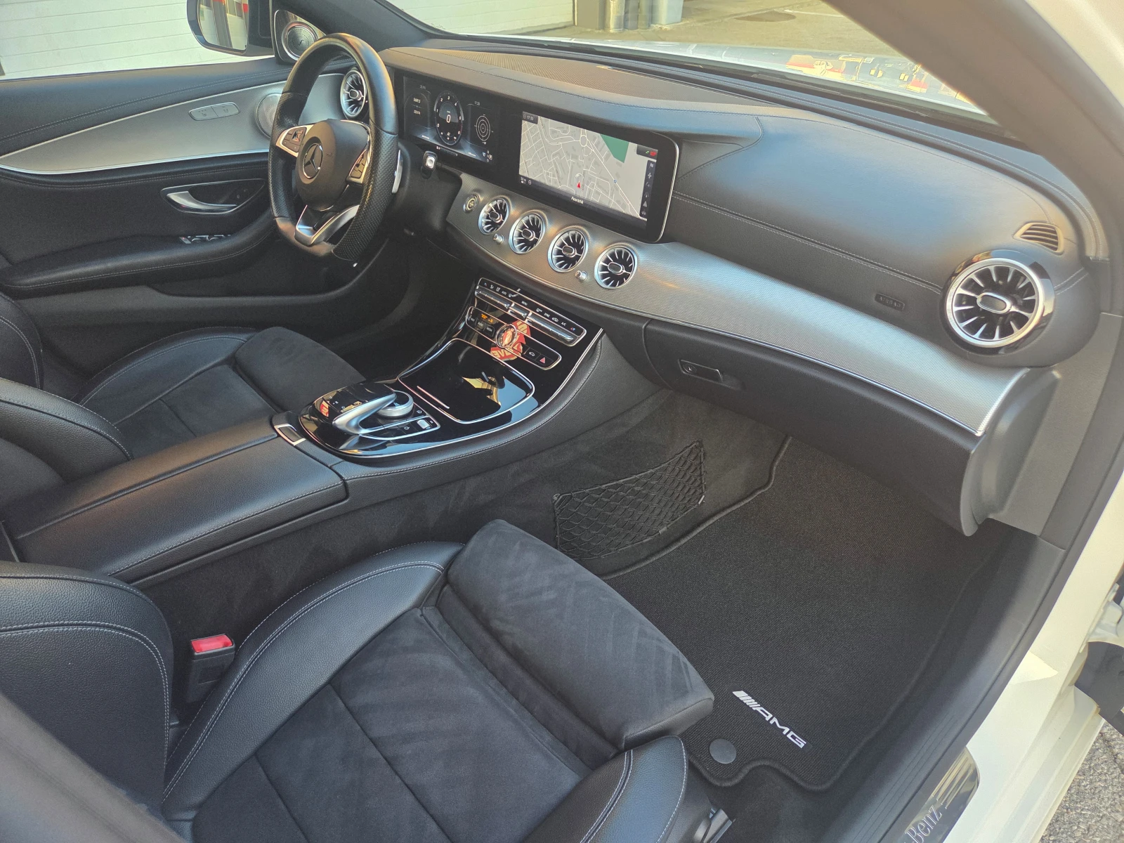 Mercedes-Benz E 350 d///AMG Line/BURMESTER/DIGITAL/NAVI/KAMEPA, снимка 14 - Автомобили и джипове - 56307920