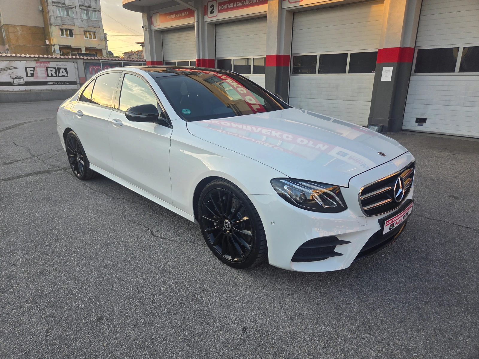 Mercedes-Benz E 350 d///AMG Line/BURMESTER/DIGITAL/NAVI/KAMEPA, снимка 7 - Автомобили и джипове - 56307920