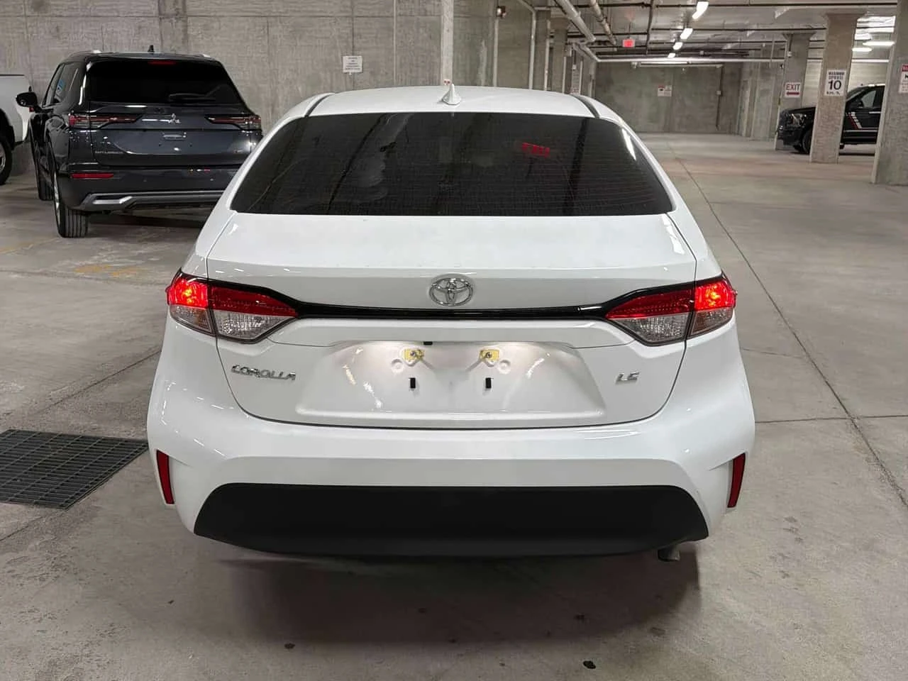 Toyota Corolla * CVT * CARFAX * , снимка 4 - Автомобили и джипове - 56329888