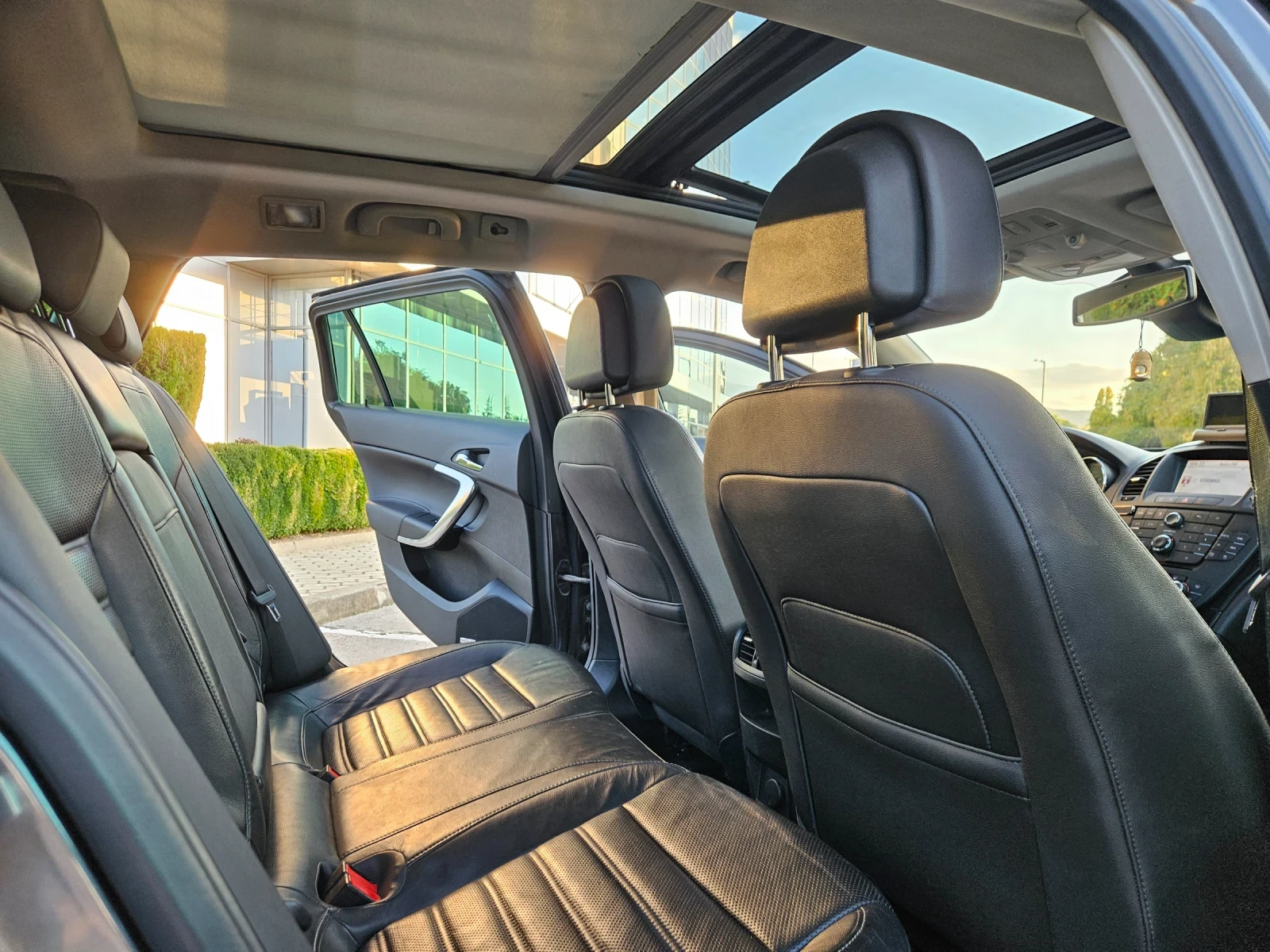 Opel Insignia 220� ���������   4�4 | Mobile.bg � ����������� 11