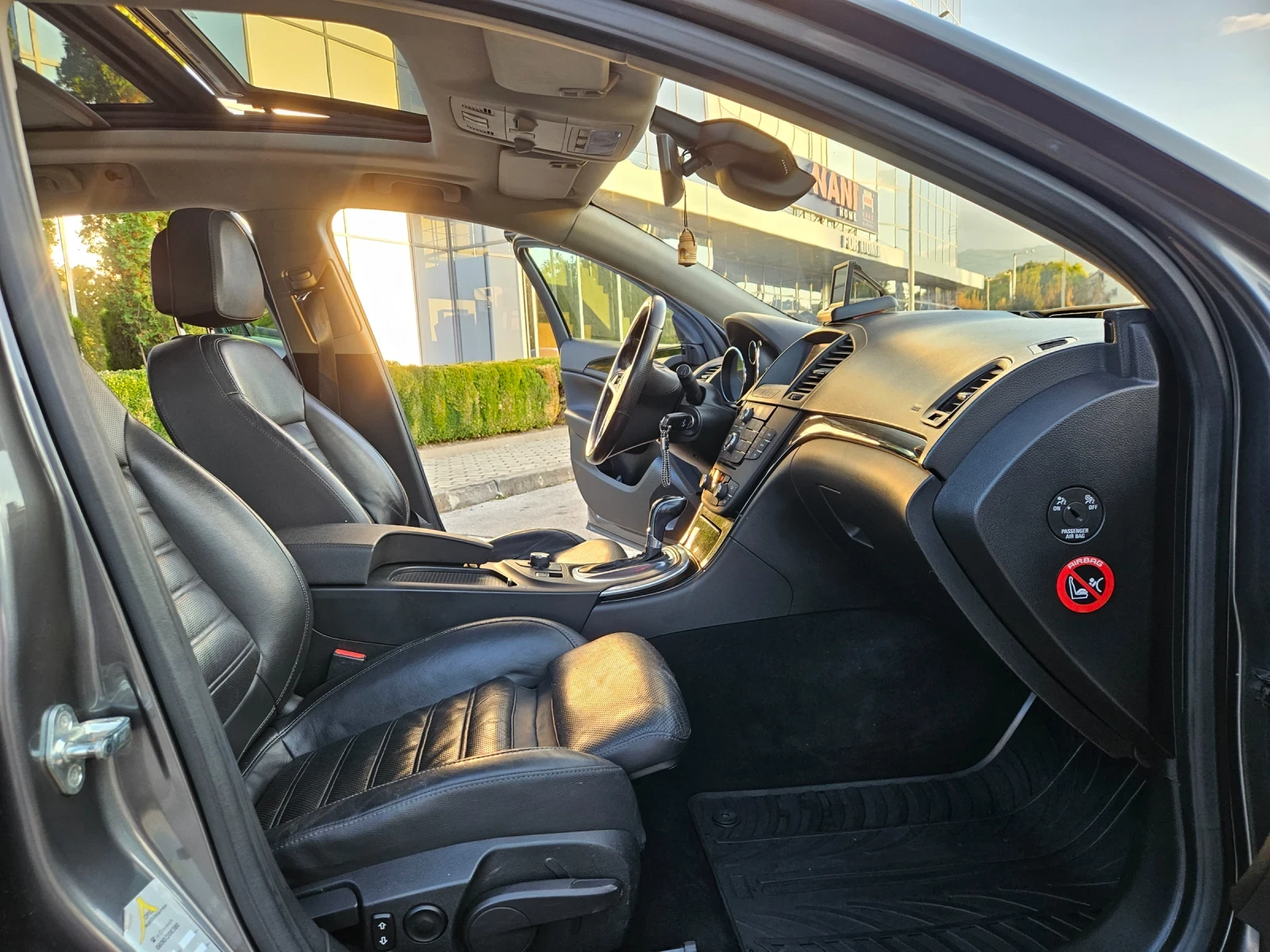 Opel Insignia 220� ���������   4�4 | Mobile.bg � ����������� 12