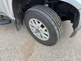 Toyota Tacoma * 4x4 Double Cab Auto* KEYLESS* ПОДГРЕВ* , снимка 7