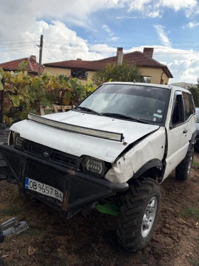Nissan Terrano - 111 € - 79772707 3