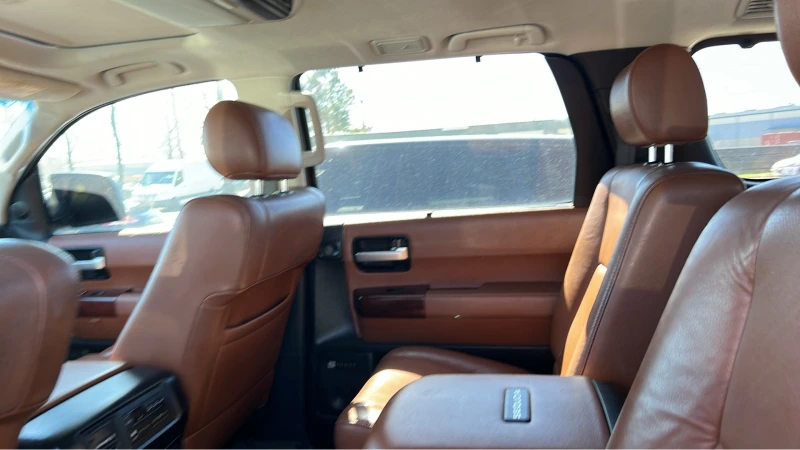 Toyota Sequoia Platinum, снимка 15 - Автомобили и джипове - 49570912