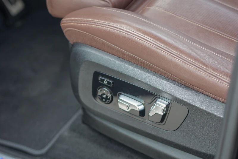 BMW X7 М50i от частно лице, снимка 17 - Автомобили и джипове - 52206986