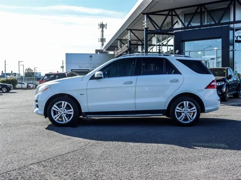 Mercedes-Benz ML 350 AMG panorama Harman&Kardon, снимка 3 - Автомобили и джипове - 52317620